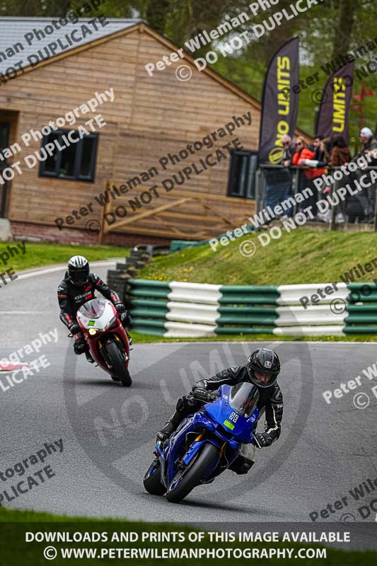 cadwell no limits trackday;cadwell park;cadwell park photographs;cadwell trackday photographs;enduro digital images;event digital images;eventdigitalimages;no limits trackdays;peter wileman photography;racing digital images;trackday digital images;trackday photos